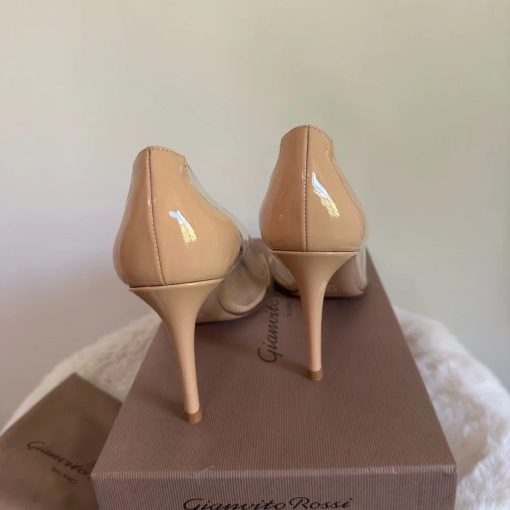 NEW Gianvitto Rossi PUMP WITH CLEAR SIDES IN PLEXI PATENT LEATHER - Picture 9 of 9